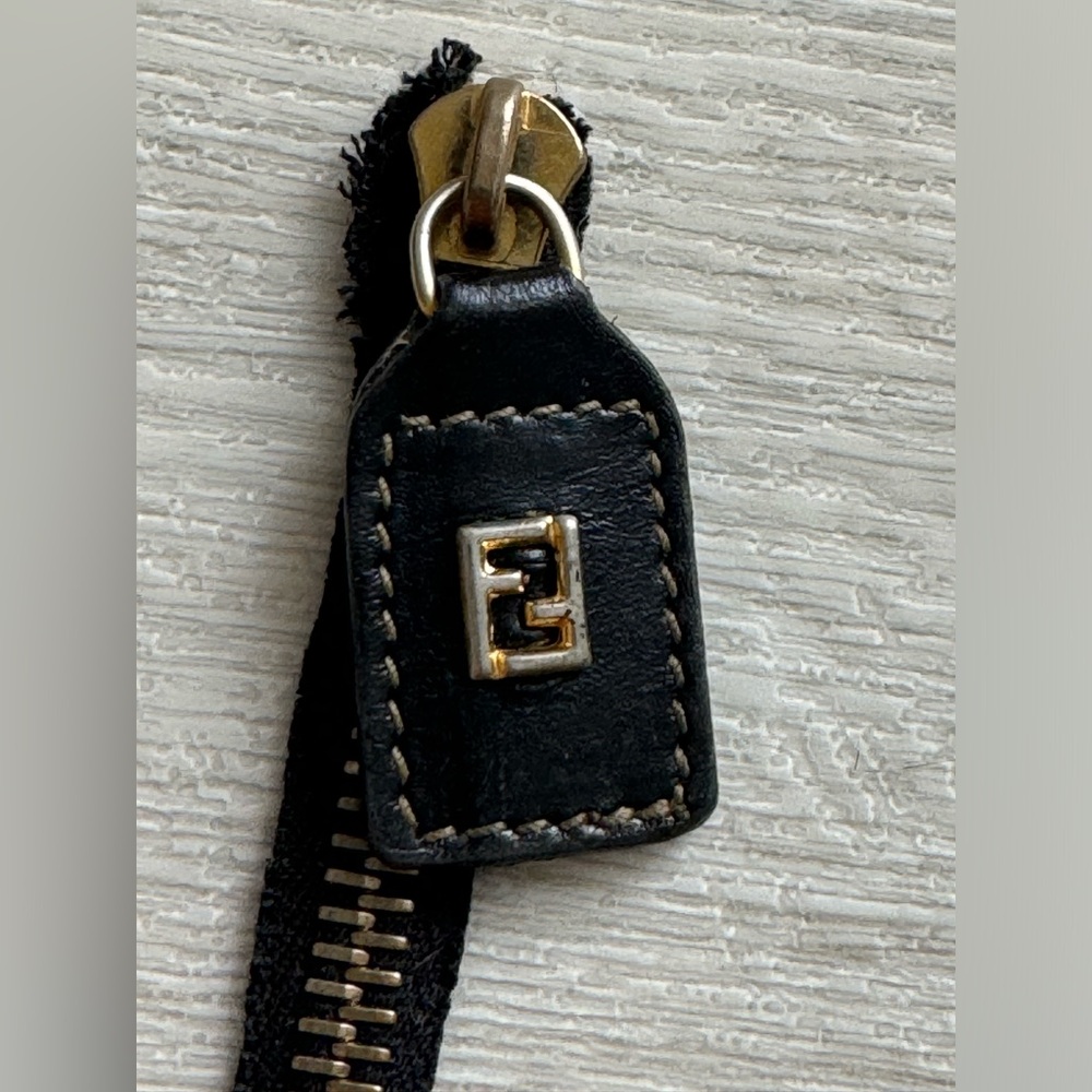 Vintage Fendi Zipper